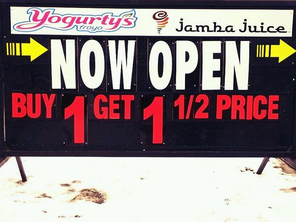 Yogurtys_Jamba's tweet photo. http://t.co/LZGvk3Hu3c