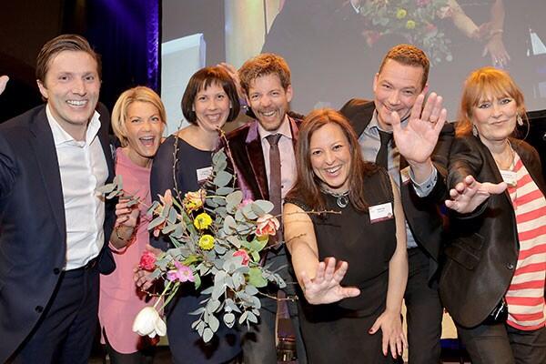 Chefgalan2014's tweet photo. Så här ser de ut - Sveriges bästa chefer! Stort grattis från alla oss på Chef! #chefgalan @Ringertz http://t.co/4CN80ctBJ5