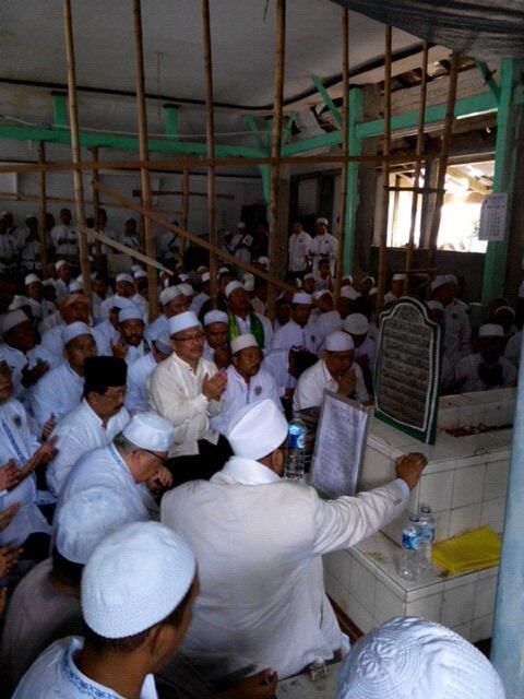 PemudaMNM's tweet photo. "@original_nm: Hb abubakar gersik. http://t.co/zZIYe19SvA"