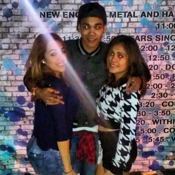 YouDontKnowMeB_'s tweet photo. My night was freaking madeee !!. Sexy ass right here #Umphh #Sexy #RoshonFagen #DownTown #Sxsw #Austin http://t.co/c3auUdDdiJ