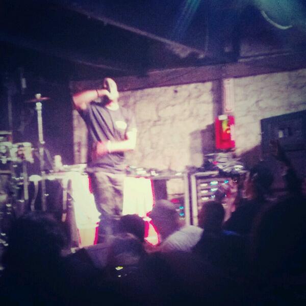 StrangeMusicInc's tweet photo. @MURS first set as a @StrangeMusicInc artist. Fire. #SMXSW http://t.co/qtlH8nxBOs