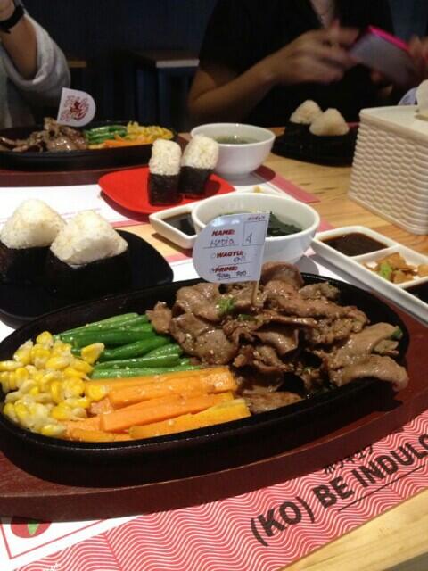 Pergiw's tweet photo. @holygyu_ http://t.co/2nZeOxs8eM
