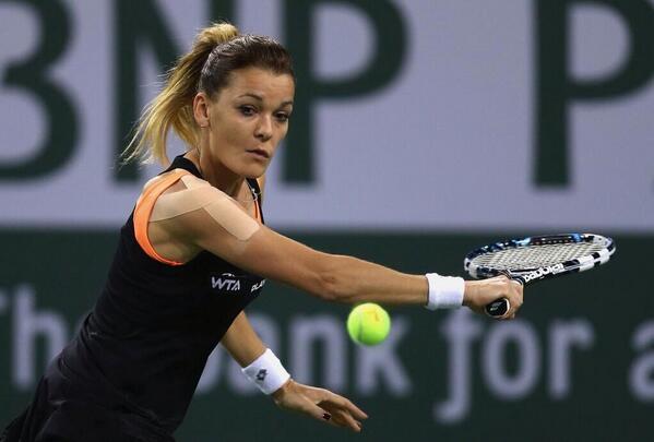 JaSe_BdM's tweet photo. @ARadwanska - Well played tonight! @WTA @BNPPARIBASOPEN @rocktapeaussie http://t.co/AYdvZGCWtK