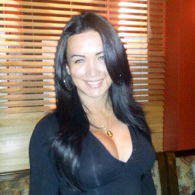 Good morning every one today I'm just wake up very happy and wish for everyone be a happy too good day<a href="/tag/naughty"class="tags"><span>#naughty</span></a><a href="/tag/tgirl"class="tags"><span>#tgirl</span></a><a href="/tag/bubllebutt"class="tags"><span>#bubllebutt</span></a>