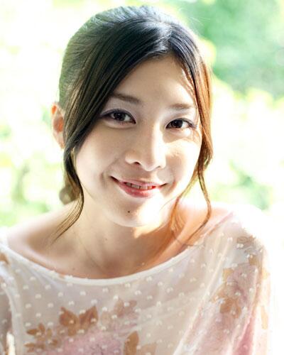 芸能人の美容法まとめ On Twitter 竹内結子 女優 Uv対策はどんな時も欠かさない 紫外線をしっかり防ぐようになってから肌もどんどん 白くなった 紫外線をたくさん浴びてしまったら美白マスクなどで3日以内に集中ケアをすれば間に合う 美白になりたい人は