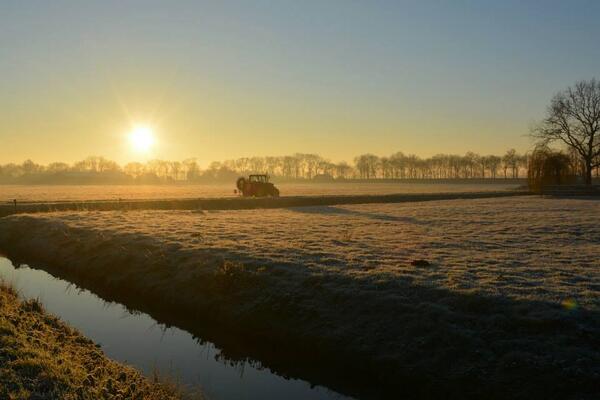 Weer een prachtige polderfoto! Voor behoud van de polder, teken petitie redpoldersrhoon.nl! Dank u wel! #polder