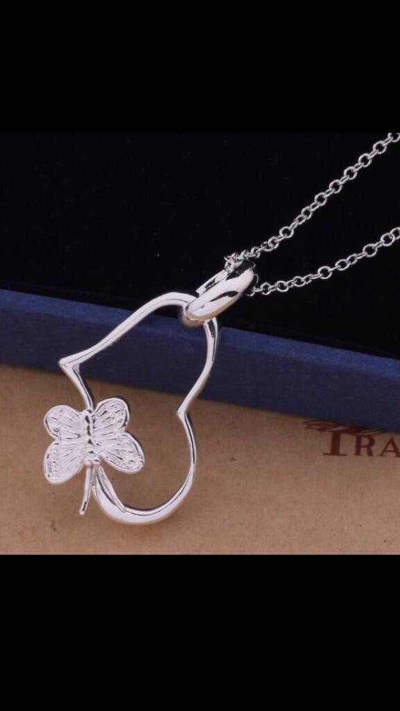 GxAccessories's tweet photo. Coming to the store today, beautiful heart necklace featuring a sweet butterfly, only £9.99!!! #necklace #silver #buy http://t.co/ViIFnNffWH