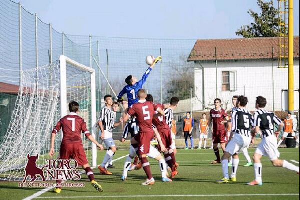 EmilAudero's tweet photo. Sempre bello vincere un derby.. Torino - Juventus 0-1 #braviragazzi http://t.co/yIrOkPjDFk