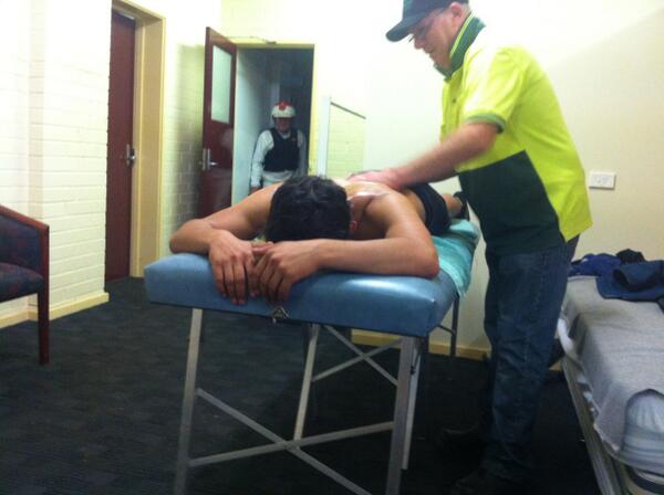 DyerScottdyer8's tweet photo. Zac Phillips hard at it tonight #@kilmoretrots http://t.co/RiieL0WDlk