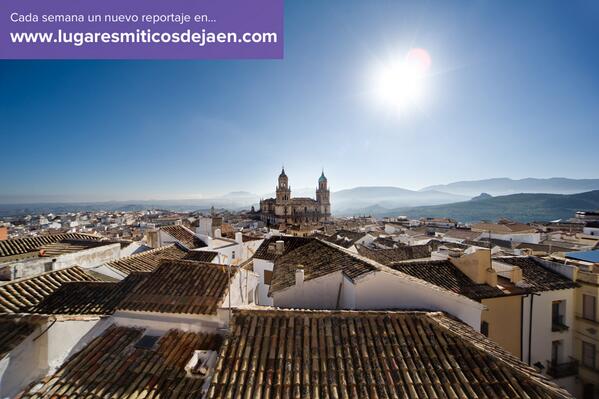 lugaresmiticos's tweet photo. Impresionantes vistas de Jaén desde el Palacio del Capitán Quesada. Reportaje completo en http://t.co/yLeLRVXqfz http://t.co/0HCO2lZjLi