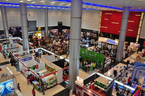 Expo_Computer's tweet image. makasihh :3 "@tasfm_kediri: Event Pameran Mega Bazaar Consumer Show 2014 supported @tasfm_kediri. cc Expo_Computer http://t.co/akm8z2eDAE"