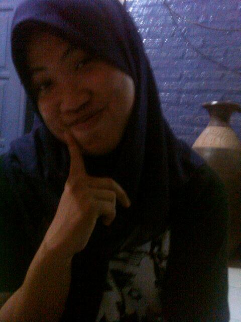 dimazmarchisio's tweet photo. Dimaz versi wanita Muslimah hahaha http://t.co/bSgw8zdQtv