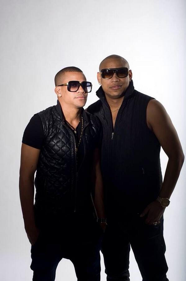 randymalcomGDZ's tweet photo. Preparando nuestro nuevo álbum http://t.co/dudHM5Pwdd