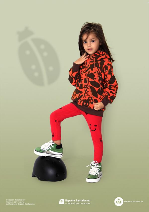 kidchango's tweet photo. CHANGOS del Paraná - RíOs LiBrEs! Colección Otoño Invierno 2014 - Diseño, juegos y alegría en la vida de los chicos! http://t.co/v8tWYvonS8