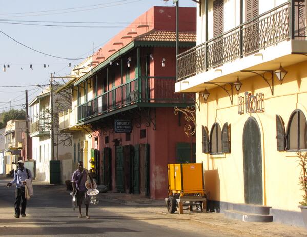 Drivetohelp's tweet image. It was a long border crossing into #Senegal but the team and vehicles are now full strength and in St Louis today.