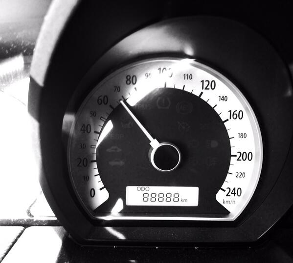 hinten_mit_O's tweet image. #displaytest