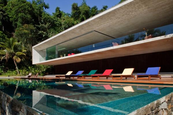 ArchDaily's tweet photo. #tbt to this beach escape made of two boxes of reinforced concrete, only accessible by boat. http://t.co/QxUwJYib26 http://t.co/MtmZ9BrC3q