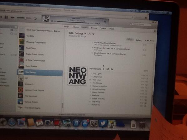 ChefTomKerridge's tweet photo. Hello boys @the_twang bangin new album, New Love is from the good days of old! #madchester http://t.co/Kg8nqZytsC