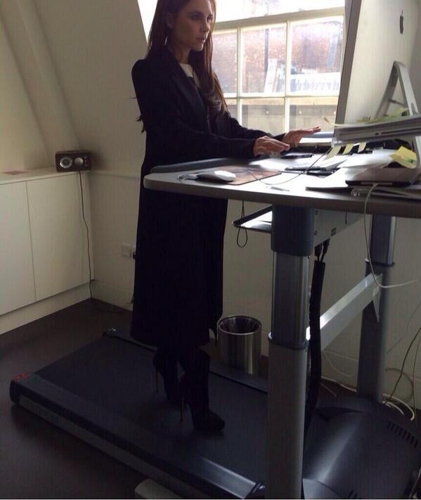 PasoAPasoBlog's tweet photo. Trabajadora y deportista. FAN 🙌 http://t.co/XgVYW8b8tZ