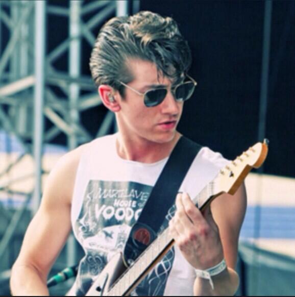OfficialbandFan tweet picture