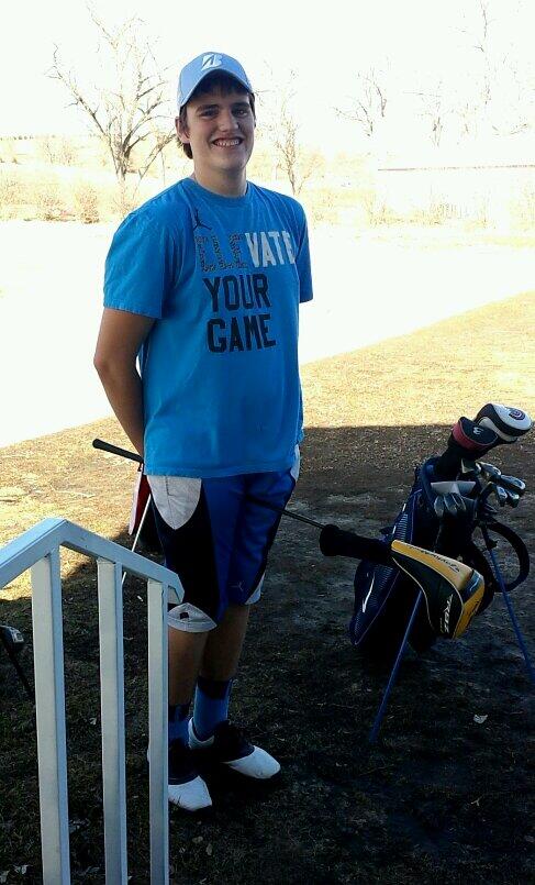 trevor_vp's tweet photo. Ladies he's single #7376275 #bigdriver @cmcconville44 http://t.co/zL1J3IRPlb
