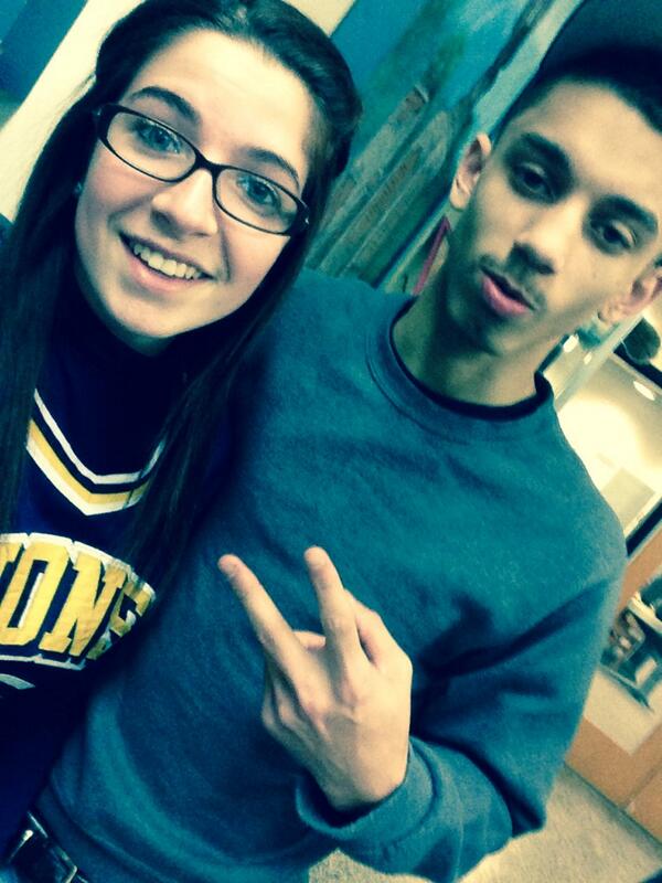 A_rodriguez142's tweet photo. My nigga J-Bangz #realestoutthere π @Jenny_Bangle http://t.co/PmeSJPhf84