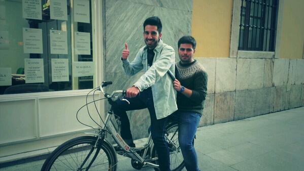 JavierAcostaM's tweet image. Somos un caso jajaja, pero y lo bien que nos lo pasamos!!! XD @joseramonRF