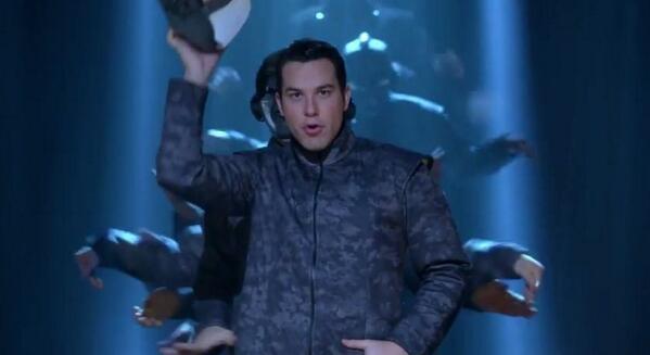 TheSnowmanOlaf's tweet image. I AM...MR. ROBOTO #MySecretIdentity