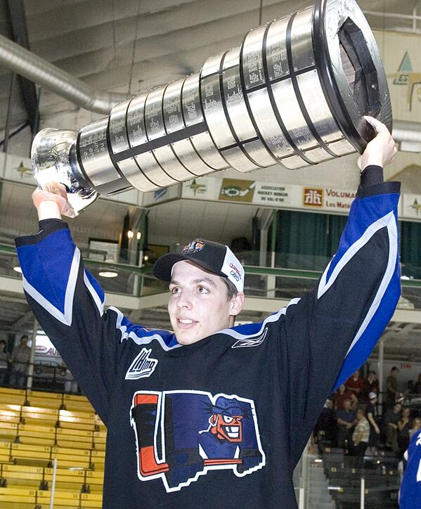 EdmontonOilers's tweet photo. Rewinding to 2007 for this #TBT of @DP_57 celebrating the @QMJHL title w/ Lewiston Maineiacs! #ThrowbackThursday http://t.co/2jwTss1gTj