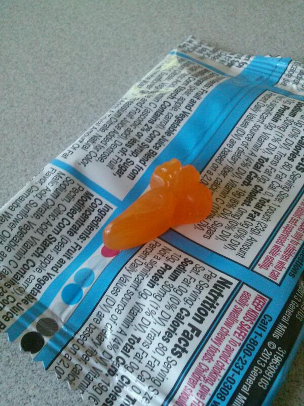00b68f6d4e304ff's tweet image. #UtahDigiCon #thinklikeaprogrammer carrot gummy? Thats cool