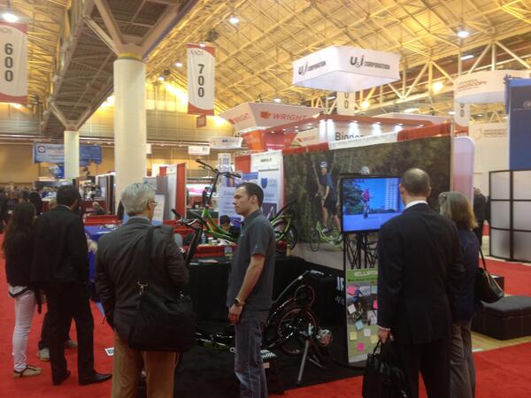 elliptigo's tweet photo. Getting a great response from Orthopedic Surgeons @AAOSannual meeting in New Orleans. #runwithoutimpact #AAOS2014 http://t.co/UvodrOTb57