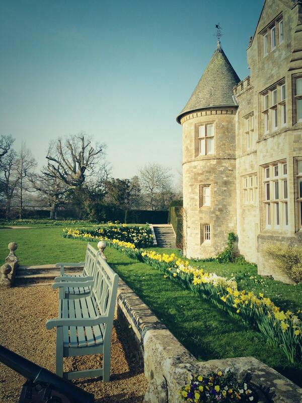 JeMauger's tweet photo. Tour of beaulieu motor museum and estate home http://t.co/zynNkaWhVW