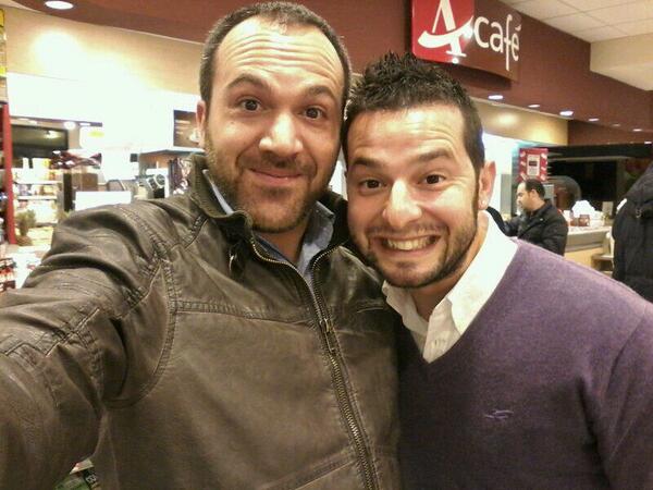 Bellu_85's tweet photo. E poi rientrando da #Cagliari in autogrill ti ritrovi tuo cugino @marcoibba !!!E @nickibba ??? http://t.co/EiE6CfSp83