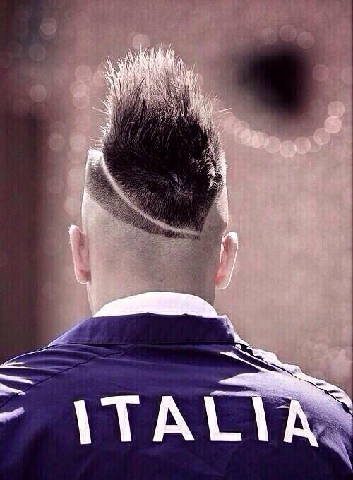 FootyInMotion's tweet photo. El Shaarawy // #MILAN http://t.co/OTDzUmtszx