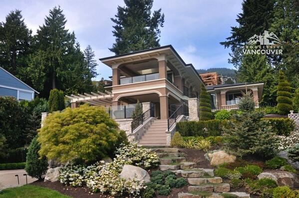 BestHousePix's tweet photo. Love this! http://t.co/jzMDvf6RKZ