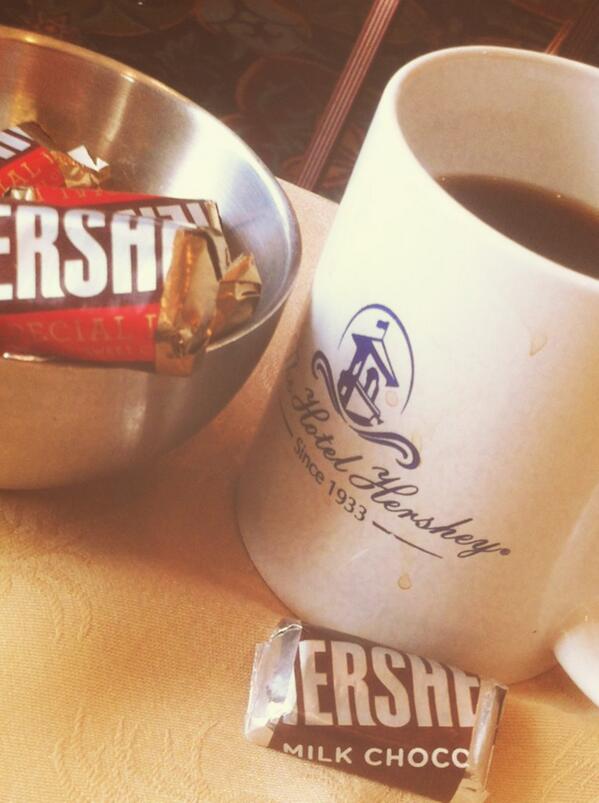 gennawk's tweet photo. RT “@mikeamelvin: #CUPRAP14 asks: how do we motivate millennials? Hint: Coffee, chocolate and outlets to learn. http://t.co/QARNXPmBIl”