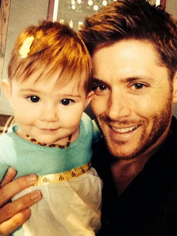 bajiH29's tweet image. "@StunningSaadia: @bajiH29 http://t.co/dUczW5iDPt" Awww!!! So cute! Jay &amp;amp; JJ! :*Beautiful! *-* *-*#JensenAckles#JusticeJay