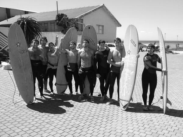 Lo nuestro nos el rugby es el SURF! Ja #SAclavija  <a href="/juanflogil/">JF.G</a> <a href="/gostye/">🌴</a> <a href="/JavuchoLinares/">Javi Linares</a> <a href="/Juampimicheli/">Juampi Micheli</a> <a href="/santilaghezza/">Coco</a>
