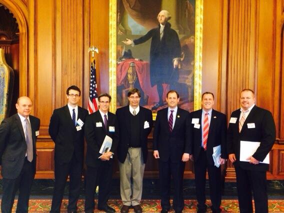 nhenderson10's tweet photo. Thank you Andy Barr for taking the time to meet with us Railroaders today!     Go Cats!!! http://t.co/B7lShK4aZE