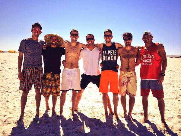LiamNee's tweet photo. #WhiteHouse officials spotted @ #StPeteBeach @ekcullenberg @JasonKaake @LoganNee @mchammatime @RyHard617 @GODonnell12 http://t.co/et7Gg5GVEr
