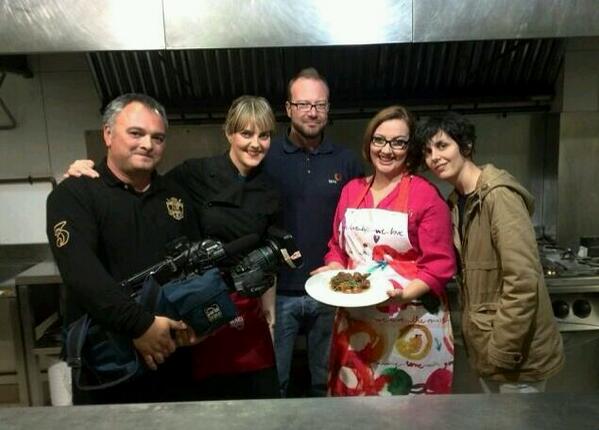 Talvarez_ed's tweet photo. Espectacular el salteado de secreto que nos ha preparado Laura en @MiamiGastro de #ciudadreal gracias, bellisima!! http://t.co/xKXoa4Emww