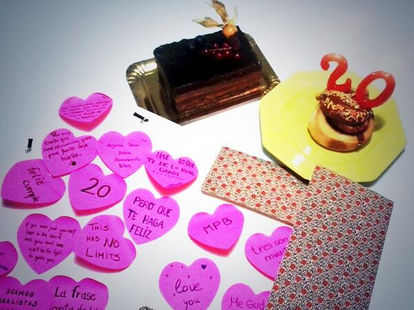 paloma012's tweet photo. Porque ellas son la suerte de mi vida ♥ http://t.co/yWaCmHGfRJ