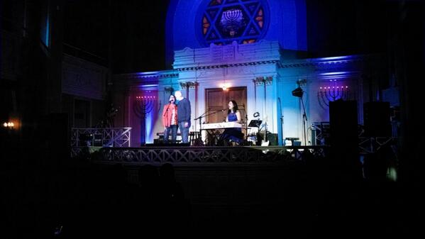 KatParsonsSings's tweet photo. Got my parents up last minute for the concert tonight! http://t.co/WYZjlufNY0