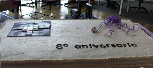 Estamos muy contentos, celebrando junto a ustedes nuestro 8vo aniversario. ¿Quién quiere una rebanada? #8AñosVolaris