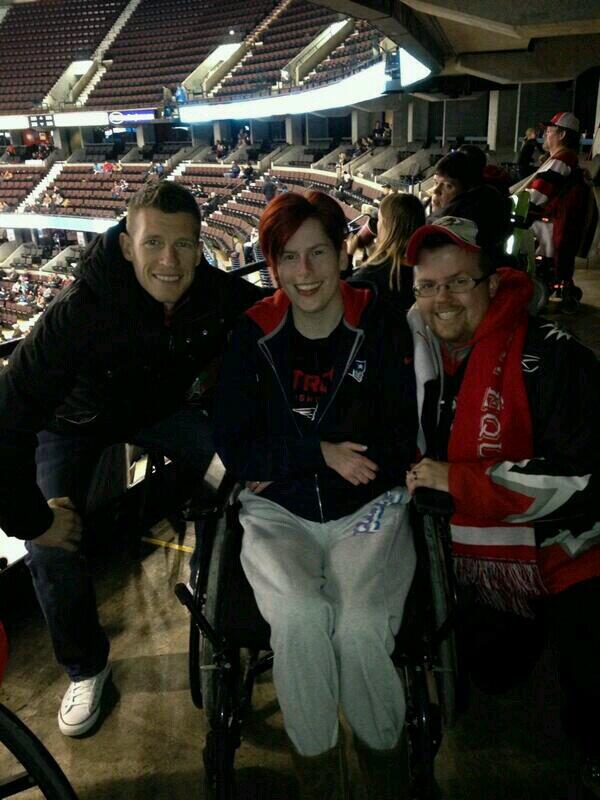 EricFawx_CFRA's tweet image. Was great to meet @nickipaterson8  and the boys from @OttawaFuryFC  tonight! #FuryFamily #OFFC #BringTheNoise