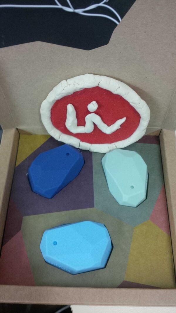 Gert_vdw's tweet photo. Busy playing with iBeacon, cant wait to see what the technology can do! @limvirtual @jessello @estimote http://t.co/W4zrmHmeiT