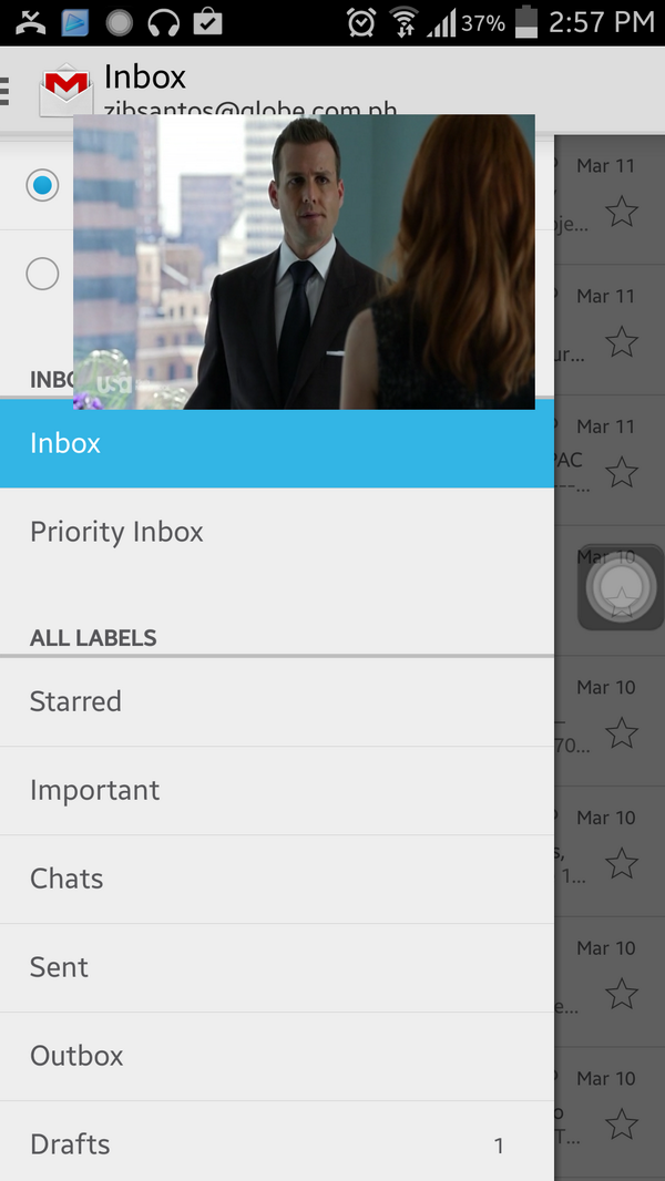 jaydeesantos's tweet image. Watching suits. #minimized