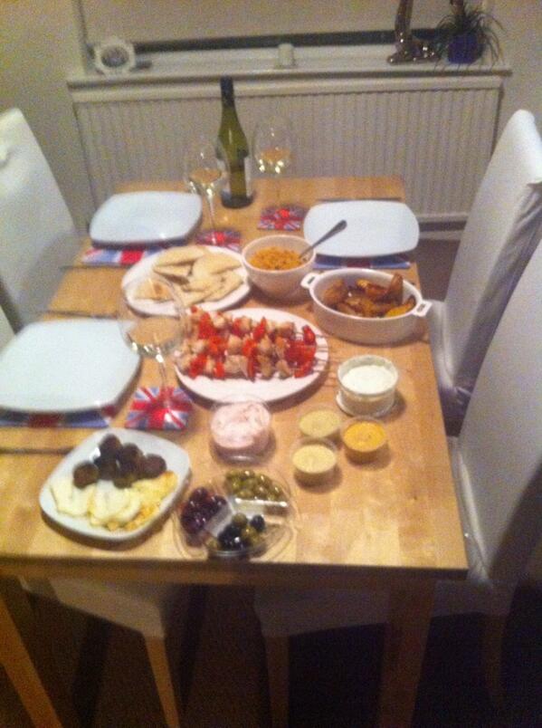 catkenny1's tweet photo. #100daysofhappiness Day 25... Yum yum http://t.co/QvbxTVGNWb