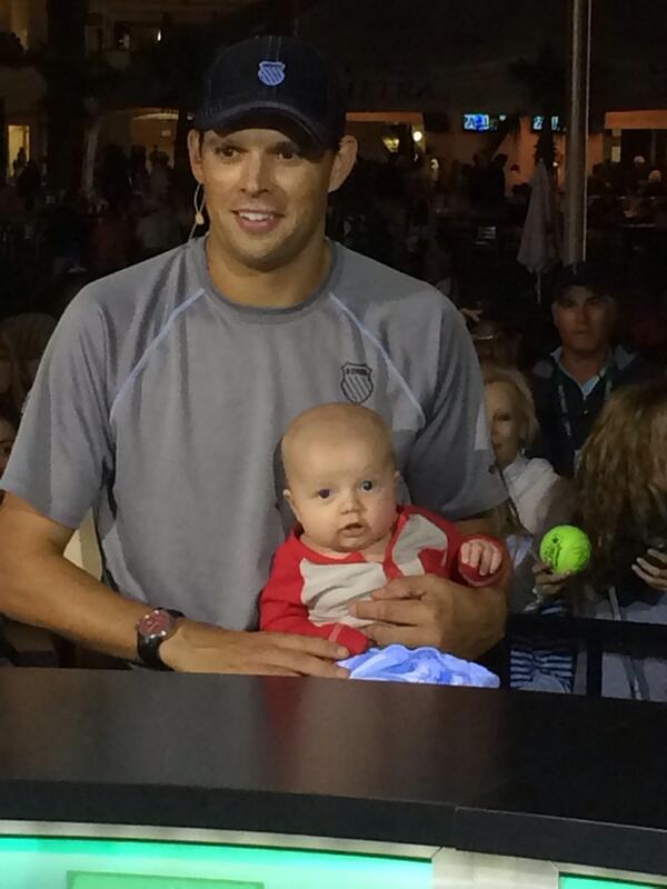 Look who made his tv debut tonight on <a href="/TennisChannel/">Tennis Channel</a> <a href="/BryanbrosJr/">Bobby Bryan, Jr.</a>