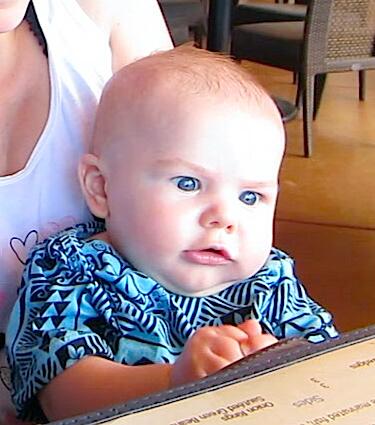 Did you see the look on Brotard's face when he saw how expesive our lunch tab was?! youtube.com/watch?v=7bGfVL…